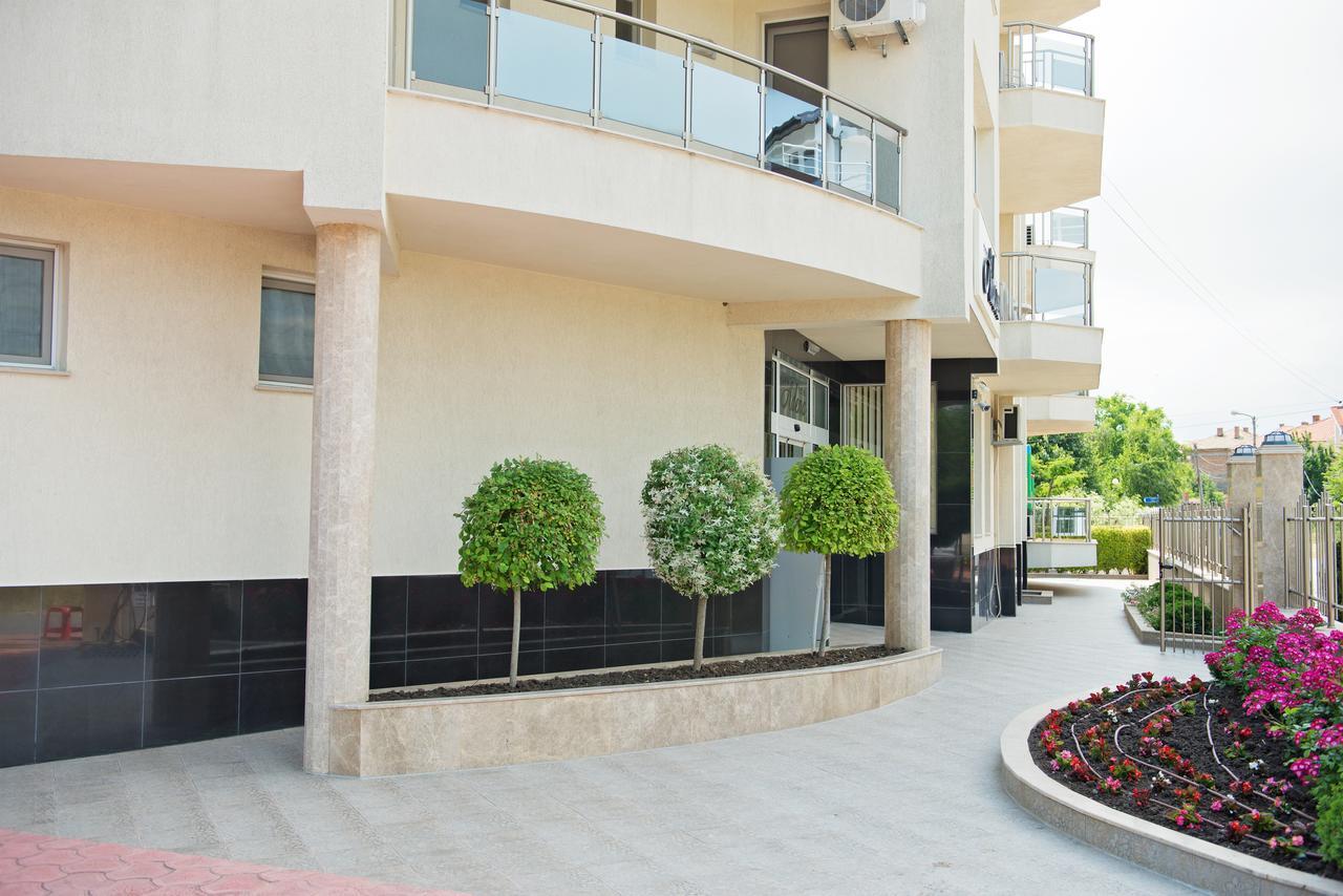 Адена Трейд Еоод Černomorec Exterior foto
